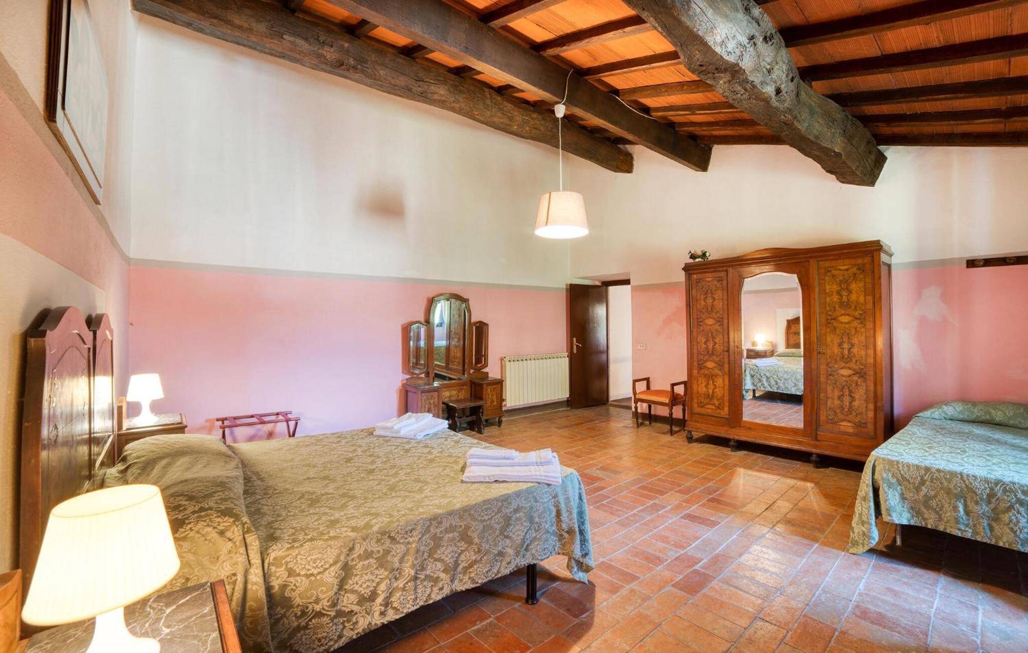 2 Bedroom Amazing Home In Dicomano Esterno foto